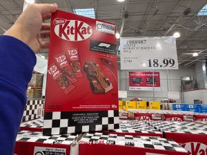 NESTLE KITKAT F1 RACE CAR 693G