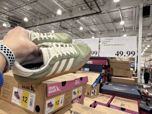 ADIDAS SHOE +WOMENS SIZES 6-11