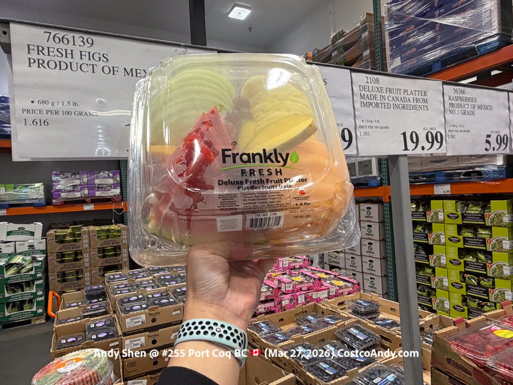 DELUXE FRUIT PLATTER MADE IN CANADA FROM IMPORTED INGREDIENTS 1.8KG/4LB